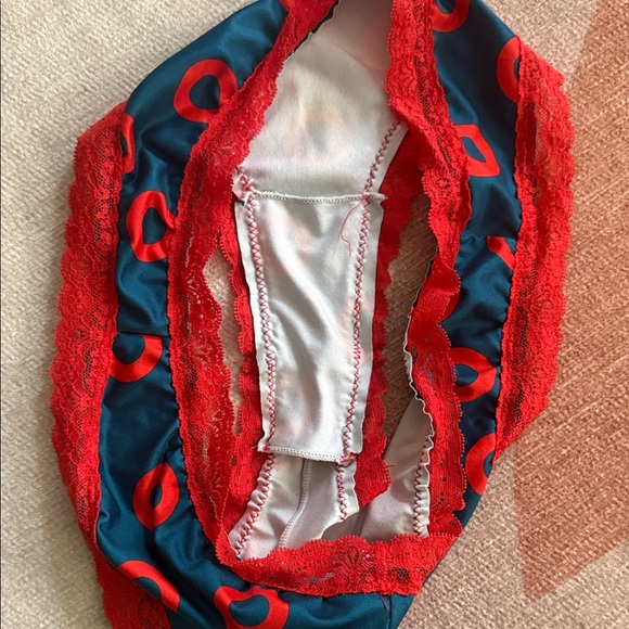 Phish donut Red and Blue Polka Dot Lace Trim Panties never worn. - Picture 4 of 4